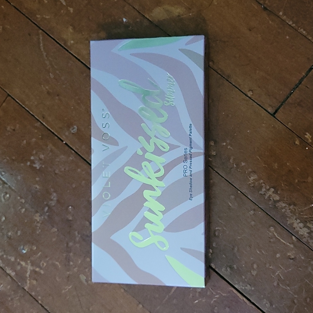 Violet Voss Eyeshadow Palette